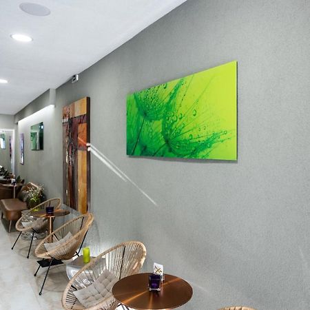 R&M Studios Olympiakí Aktí Ngoại thất bức ảnh